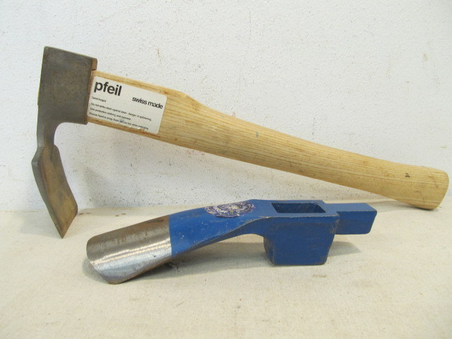 lot 108 image: Swiss & German Made Adze & Adze Head
