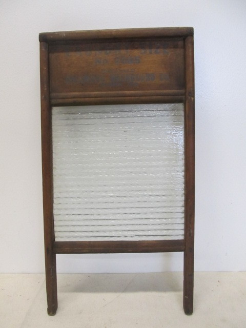 lot 128 image: Antique Crystal Washboard