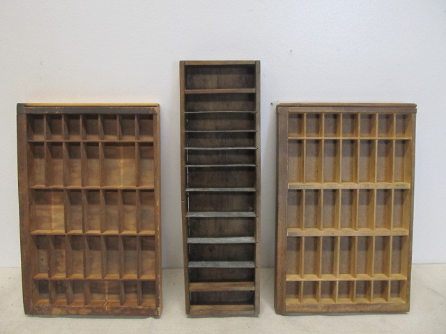 lot 129 image: Group of 3 Vintage Wooden Printers Trays