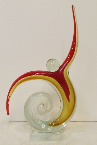 lot 189 image: Swirled Art GlassCrystal Sculpture