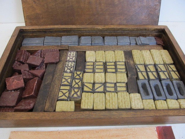 lot 165 image: Vintage Tudor Castle Building Block Set wCase
