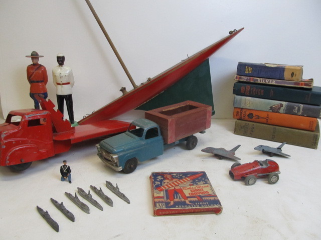 lot 166 image: Large Lot of Vintage Toys Books etc
