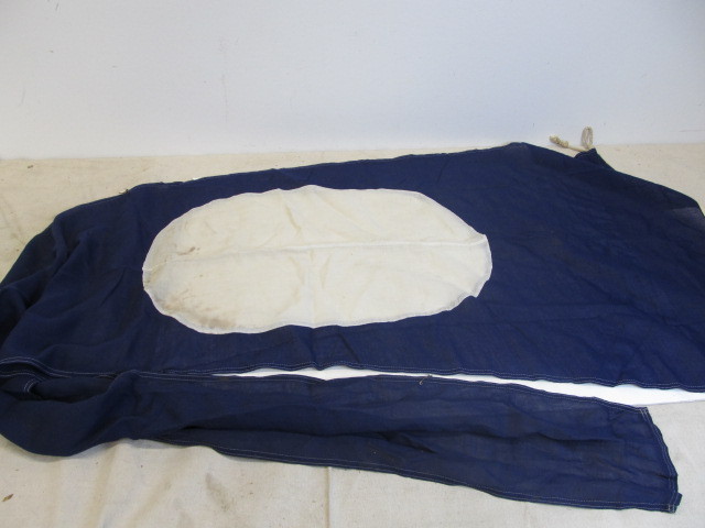 lot 170 image: LARGE Vintage 8 Nautical Boat Yacht Flag