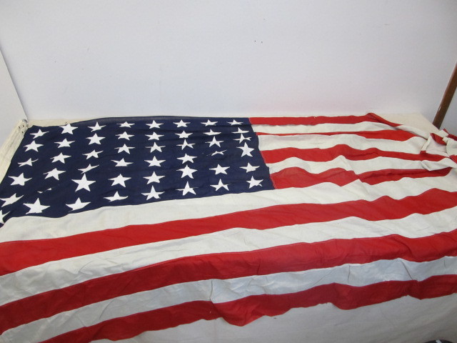 lot 171 image: Large Vintage 48 Star American Flag - 9.5 x 5