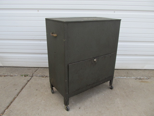 lot 244 image: Vintage COLE Industrial Steel Rolling Cabinet