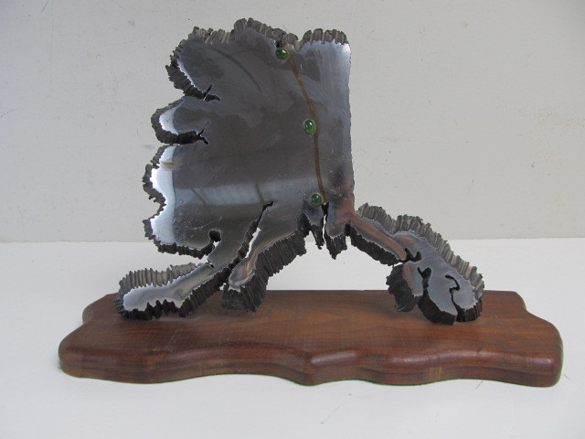 lot 211 image: Large Mounted Solid Steel Genuine Cutout Piece of the Alaskan Pipeline