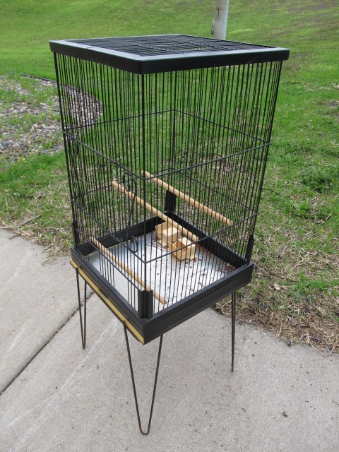 lot 300 image: Vintage Mid Century Hairpin Leg Bird Cage