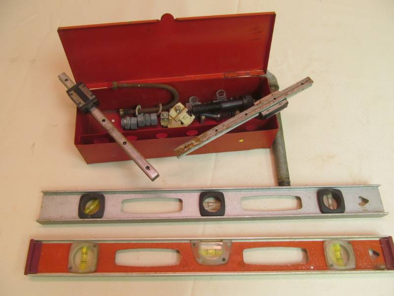 lot 24 image: tool box, levels