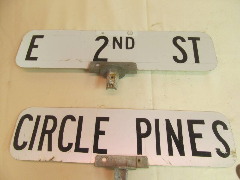 lot 39 image: street signs