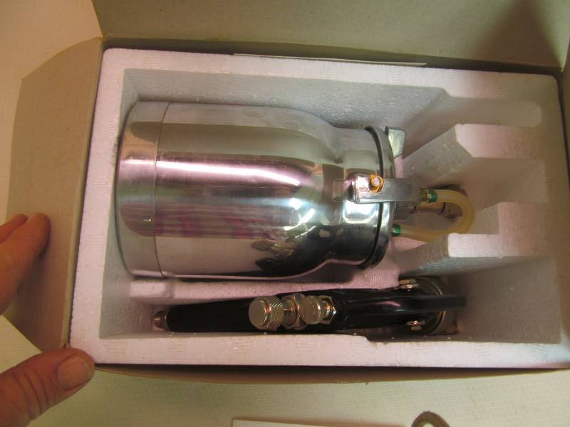 lot 46 image: Sanborn spray gun