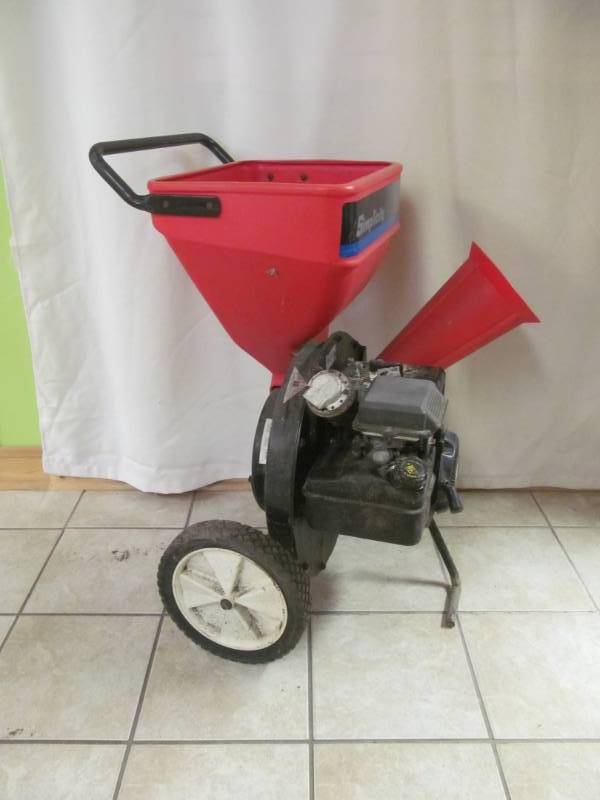 lot 51 image: Simplicity System 514 ChipperShredder