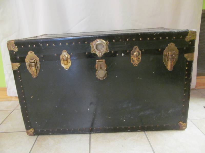 lot 65 image: Travelers Truck