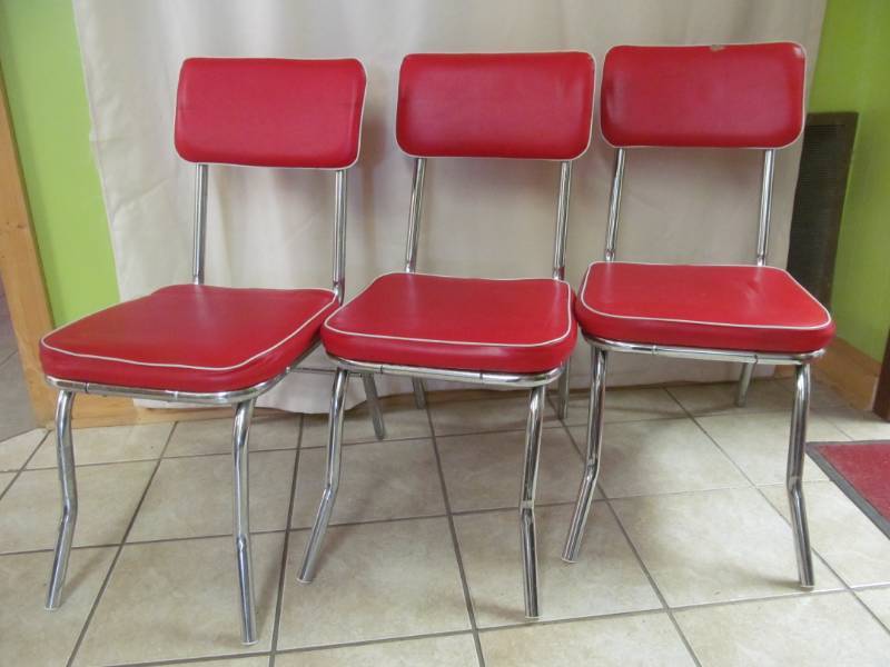 lot 67 image: Retro Dining Chairs