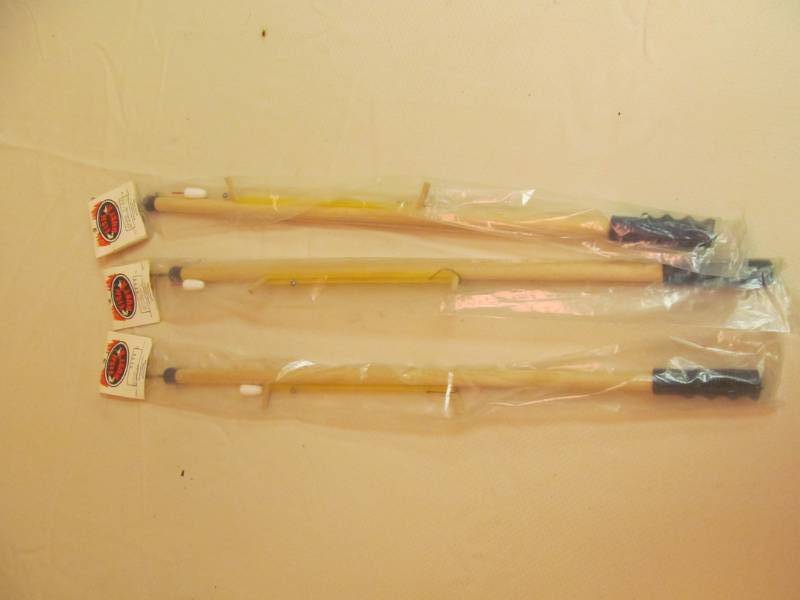 lot 80 image: Ice Fishing Stick