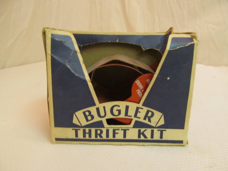 lot 87 image: Thrift Kit and Rolling Machine