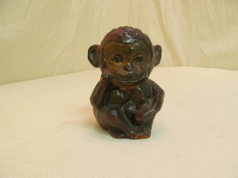 lot 90 image: Vintage GlassesMugs