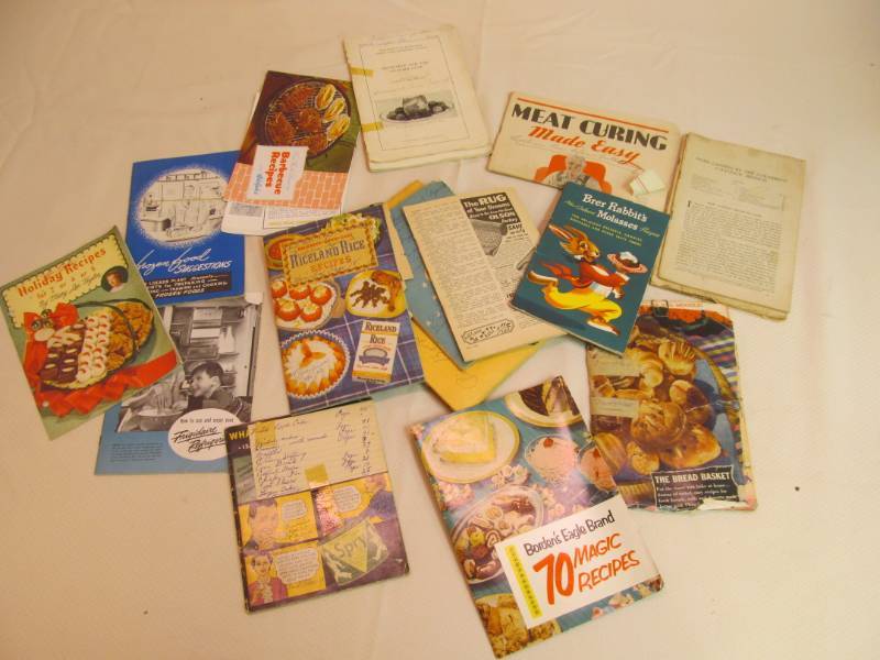 lot 104 image: Vintage Recipe Booklets