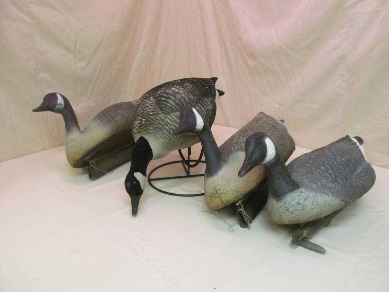 lot 121 image: Goose Decoys