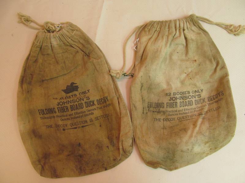 lot 124 image: 2 Vintage Canvas Dcoy Bags