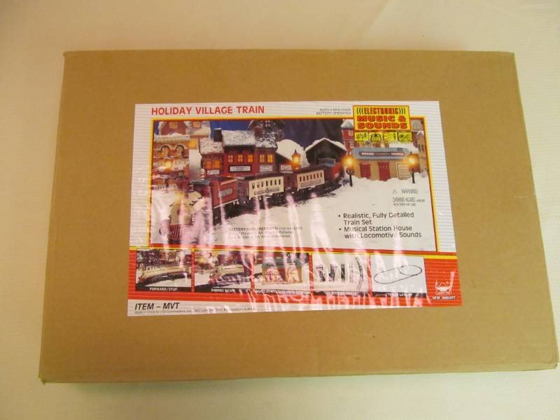 lot 129 image: Holiday Village Train