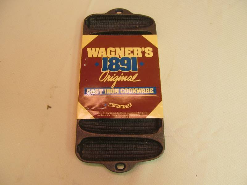lot 176 image: Cast Iron Corn Bread Pan