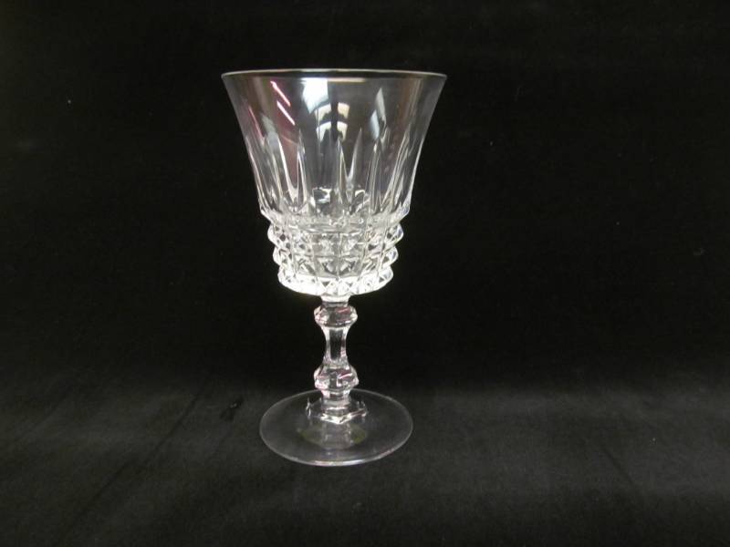 lot 213 image: 5 Stemmed Crystal Glasses, Pressed Glass Recipe Dish