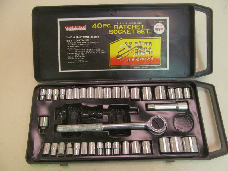 lot 228 image: Wood tray w variety of clamps