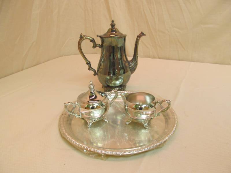lot 239 image: Vintage MR. Rodgers Coffe Set