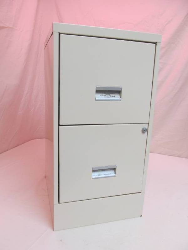 lot 240 image: 2 Drawer File cabinet