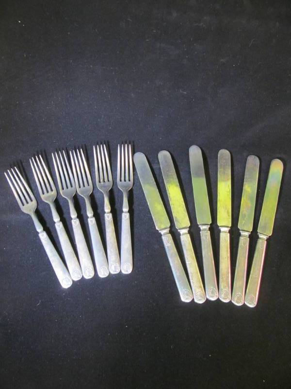 lot 249 image: Vintage Silverware