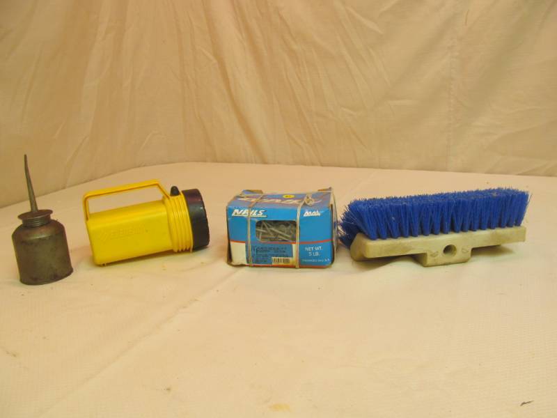 lot 255 image: Oil Squirt Can, Box of screws, scrub brush