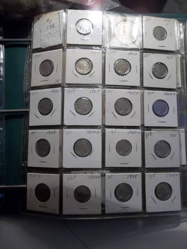 Collection Of Nickels From Early 1900s-1945  Buffalo & Jefferson Approx 30 Coins Plus The Book With Extra Pages