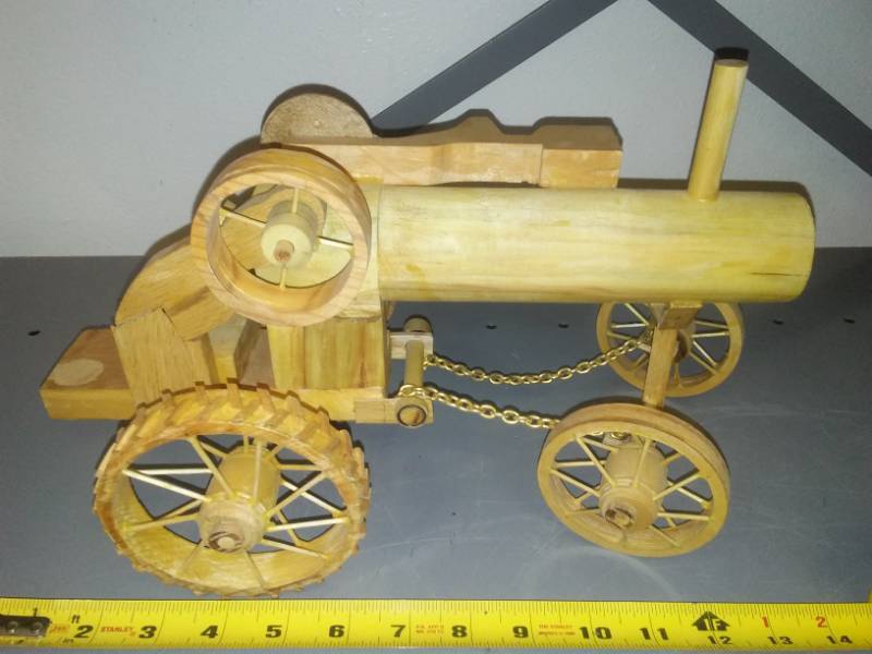 lot 227 image: Steam tractor, handmade