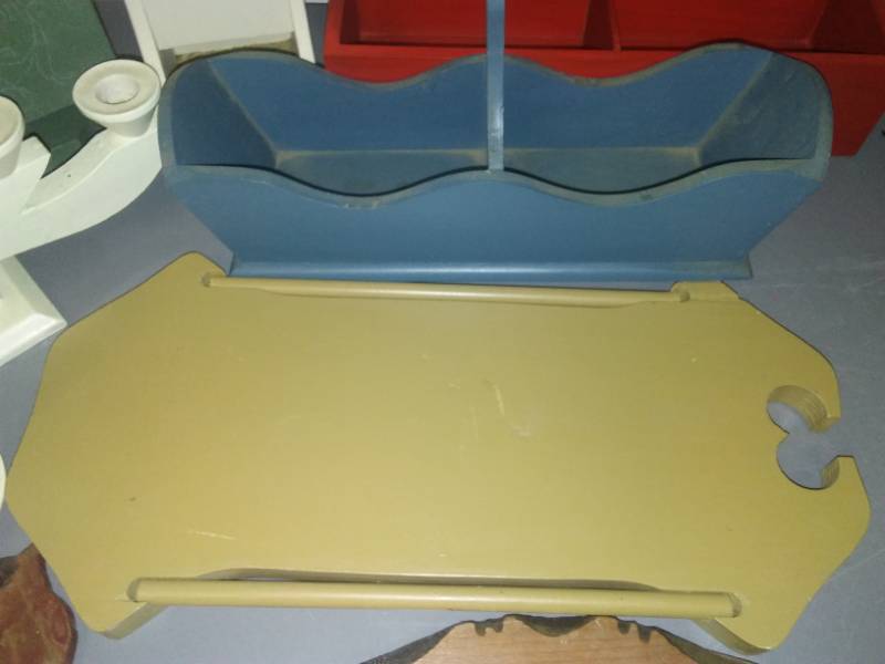 lot 249 image: Wood items ready for paint or Cricut.