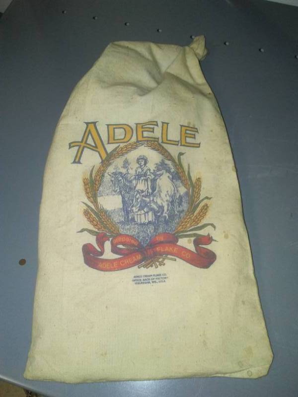 lot 267 image: Adele cream Flake Company cotton bag Waukesha Wisconsin