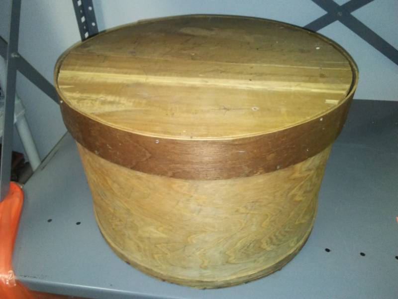lot 295 image: Wood Hat  Cheese Box,