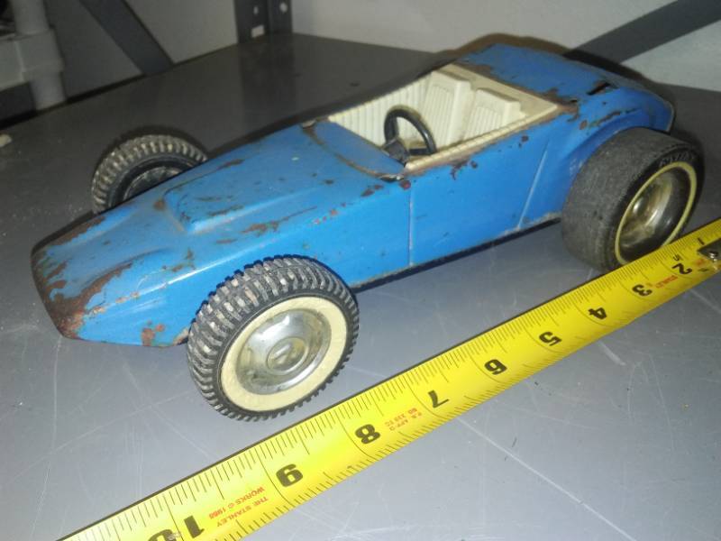 lot 306 image: Nylint open wheel sports car.