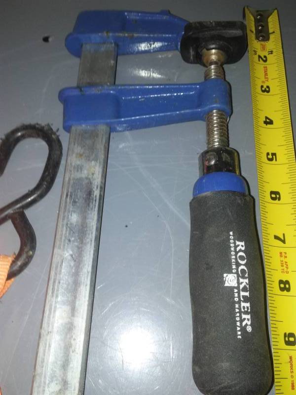 lot 317 image: Ratchet strap set and 2 excellent clamps. Rockler