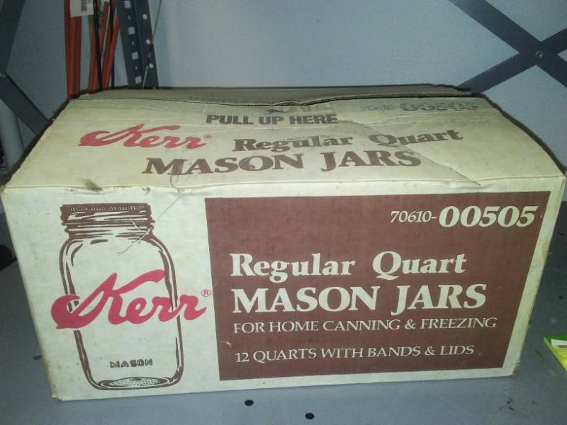 lot 393 image: Kerr regular quart mason jars - 7 new.
