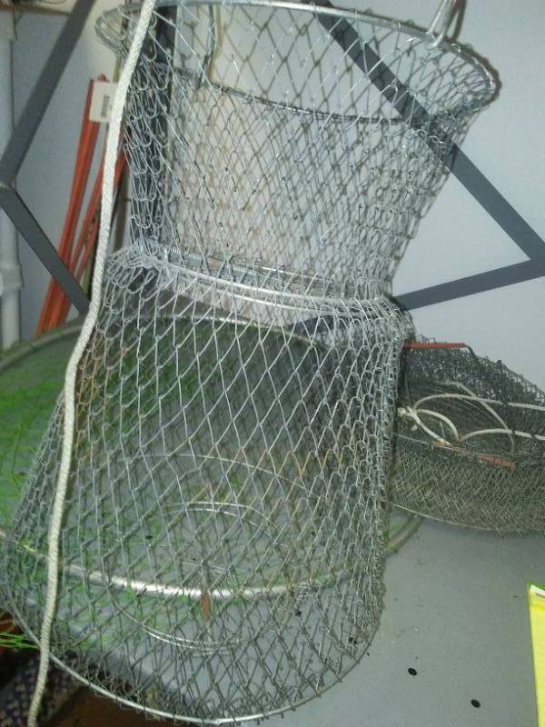 lot 394 image: Fishnet and two Sunfish baskets - good.