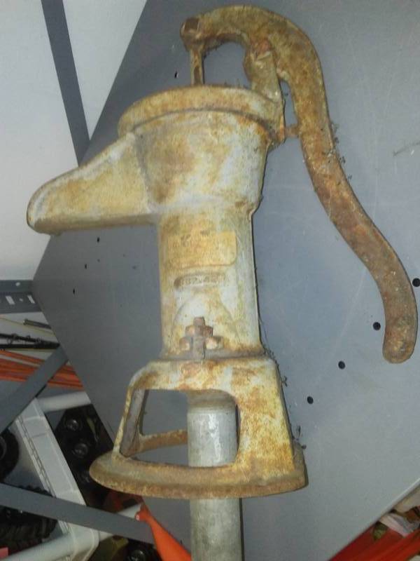 lot 411 image: Pump Wellhead - pitcher spout pump.
