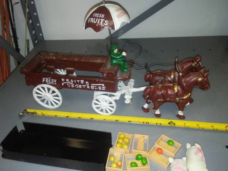 lot 422 image: Cast fresh fruits and vegetable horse-drawn vintage