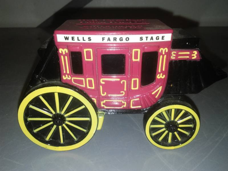 lot 425 image: Cast Wells Fargo Storage Bank