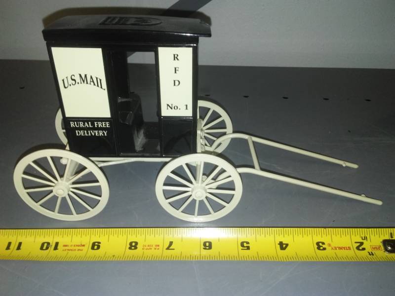 lot 426 image: Cast U.S. Mail horse-drawn carriage delivery.
