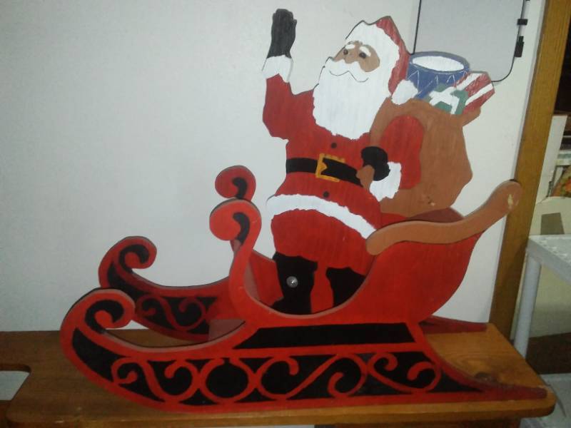 lot 441 image: Large Santa and Sleigh