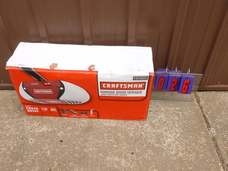 lot 26 image: SnS Auctions # 375 Lawn Care & Tools
