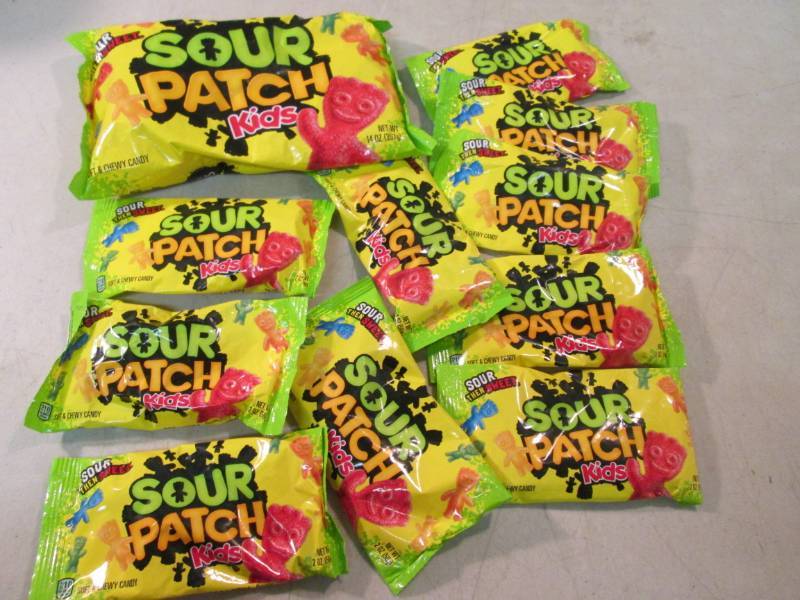 lot 60 image: Sour Patch Kids Candy Best by OctN...
