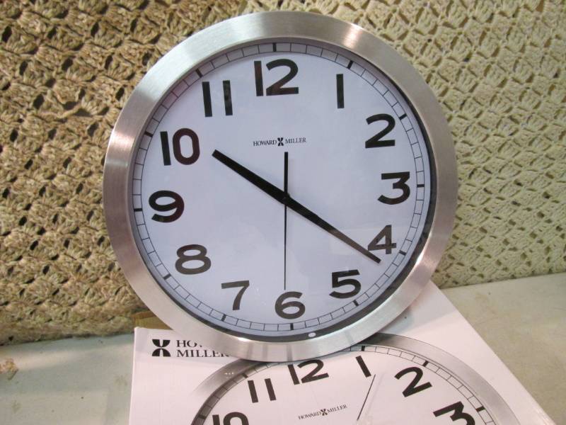 lot 121 image: Howard Miller 16 Brushed Aluminum ...