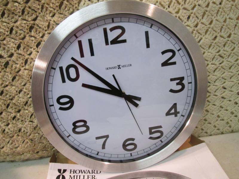 lot 124 image: Howard Miller 16 Brushed Aluminum ...