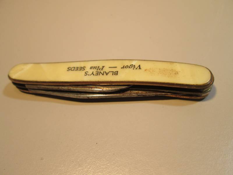 lot 137 image: Vintage Colonial Prov USA 2-Blade A...